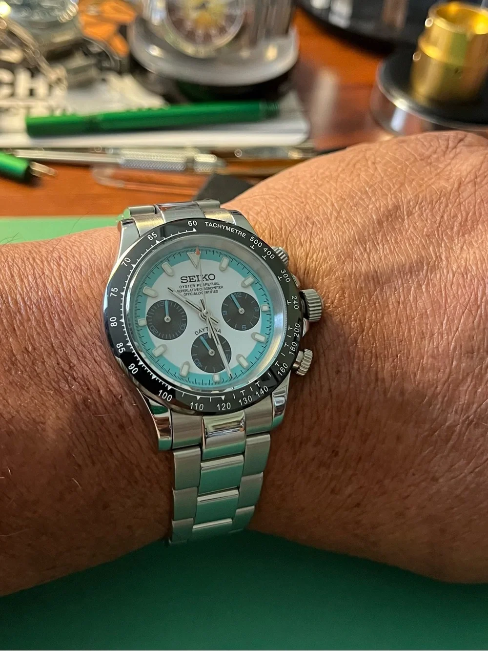 Racing inspired Stainless Steel Chronograph stop watch Watch in White & Aqua